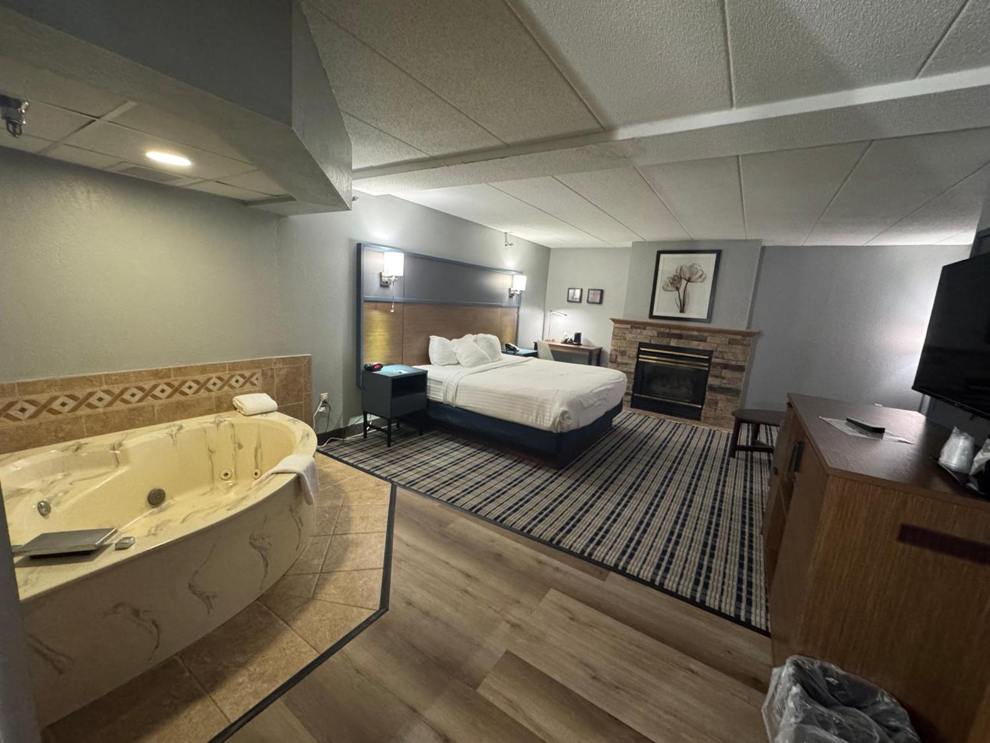 Americinn By Wyndham Albert Lea Exterior photo